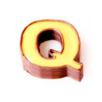Q - literka, pralinka do wypełnienia